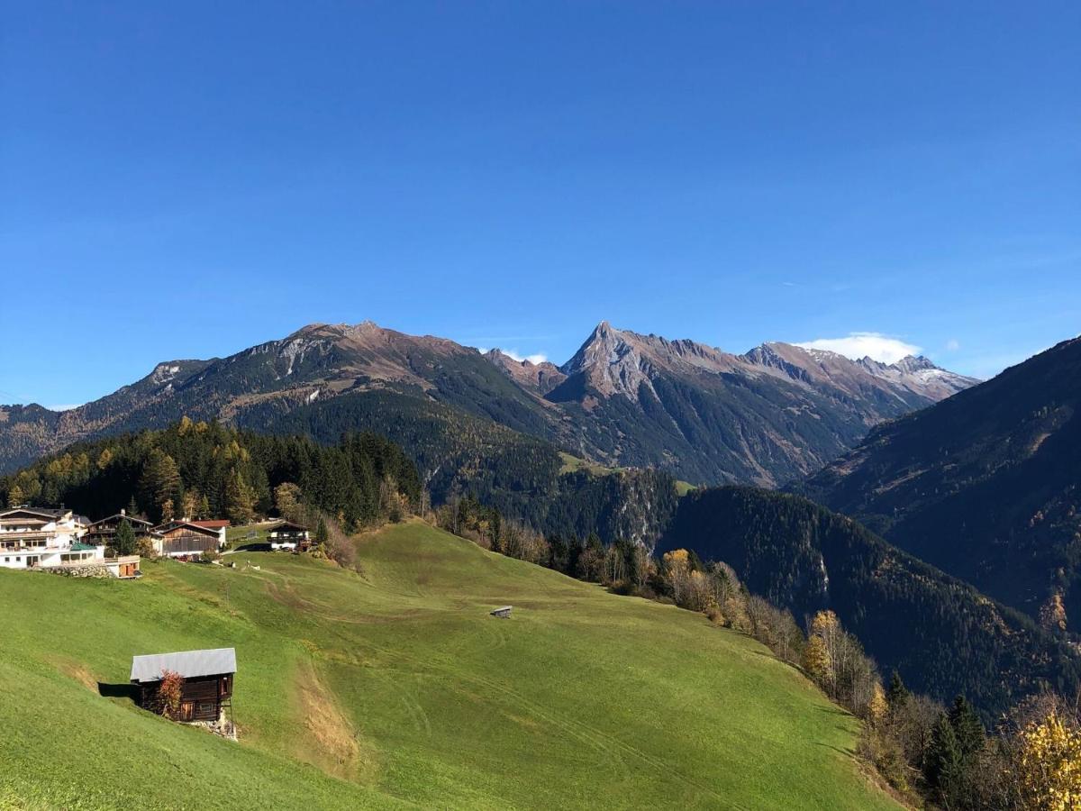 Apartment Between Mayrhofen And Finkenberg Екстер'єр фото