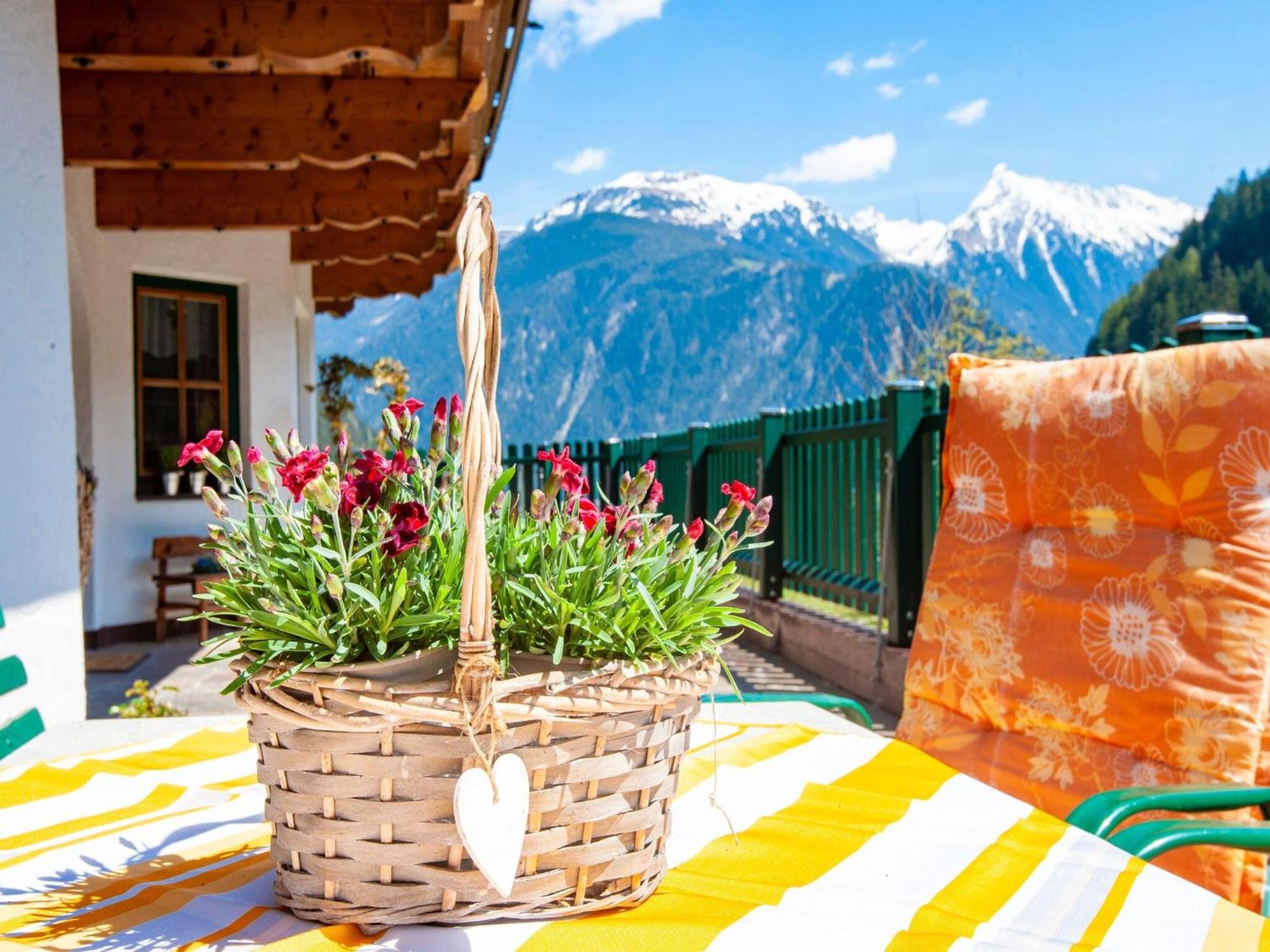 Apartment Between Mayrhofen And Finkenberg Екстер'єр фото