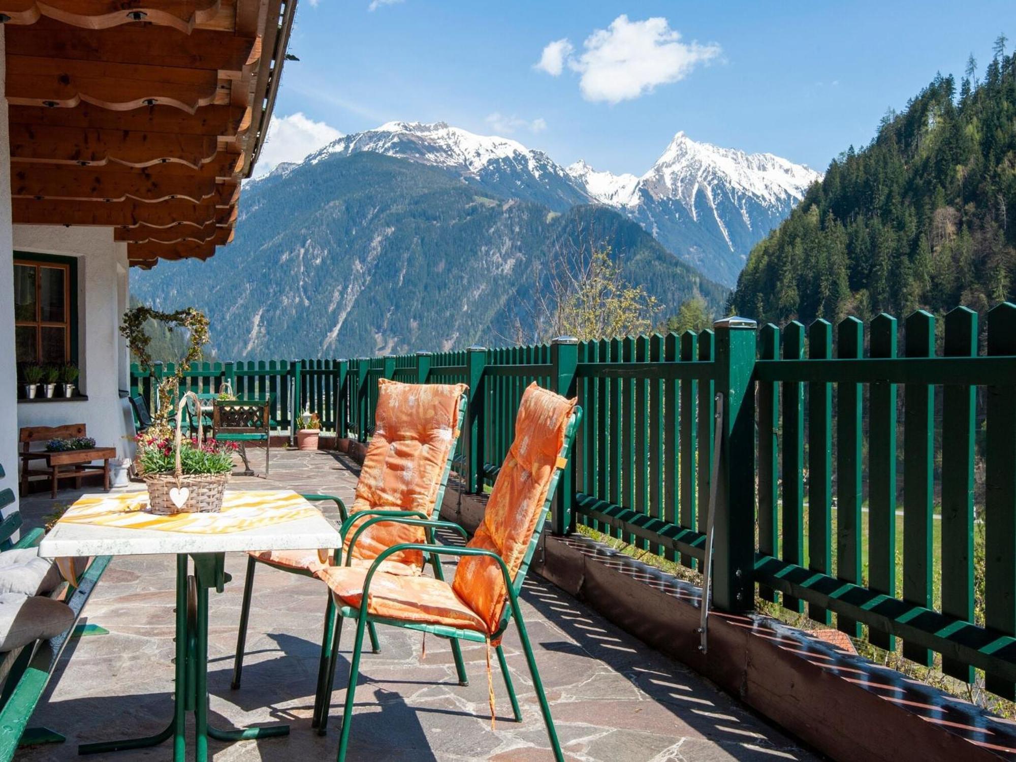 Apartment Between Mayrhofen And Finkenberg Екстер'єр фото