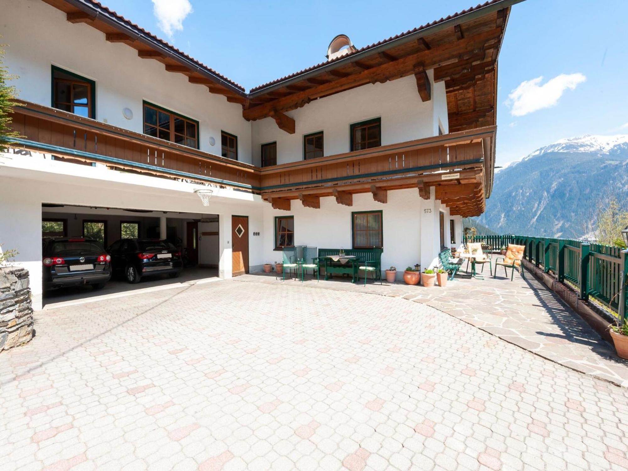 Apartment Between Mayrhofen And Finkenberg Екстер'єр фото